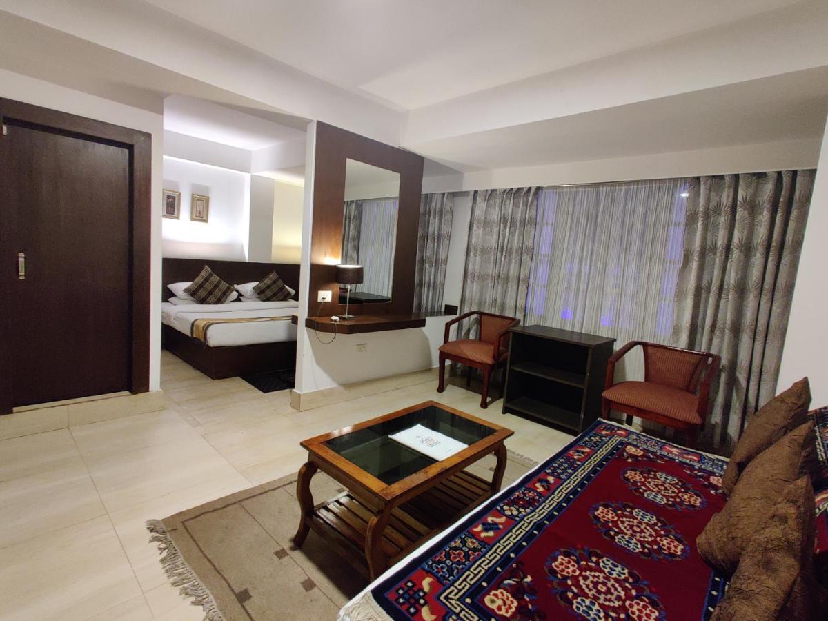 Hotel Tarayana Gangtok Exterior photo